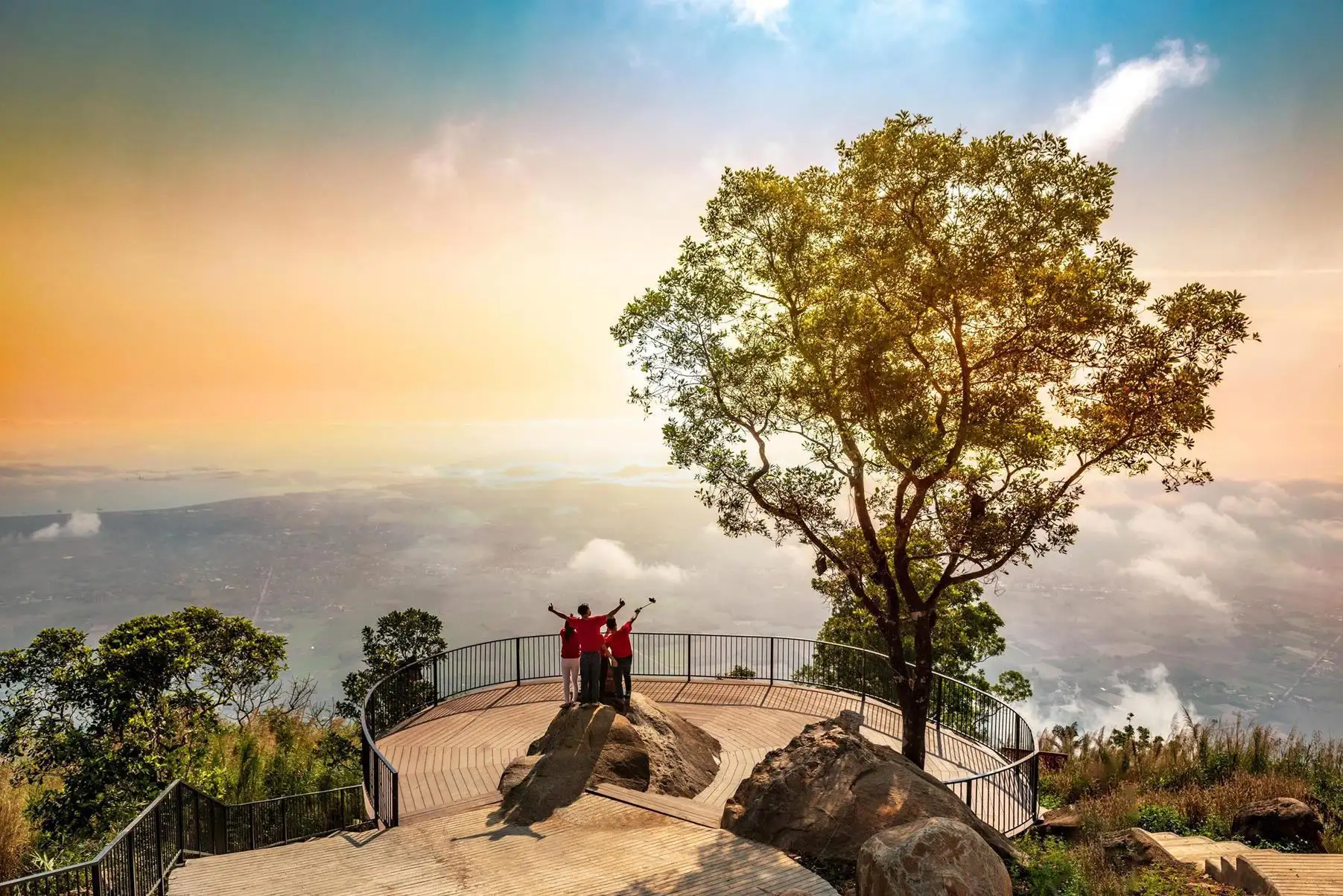 Tour Núi Bà Đen Tây Ninh Cáp Treo Đỉnh Văn Sơn, Chùa Hang, Buffet Trưa 1 Ngày - Ảnh 3