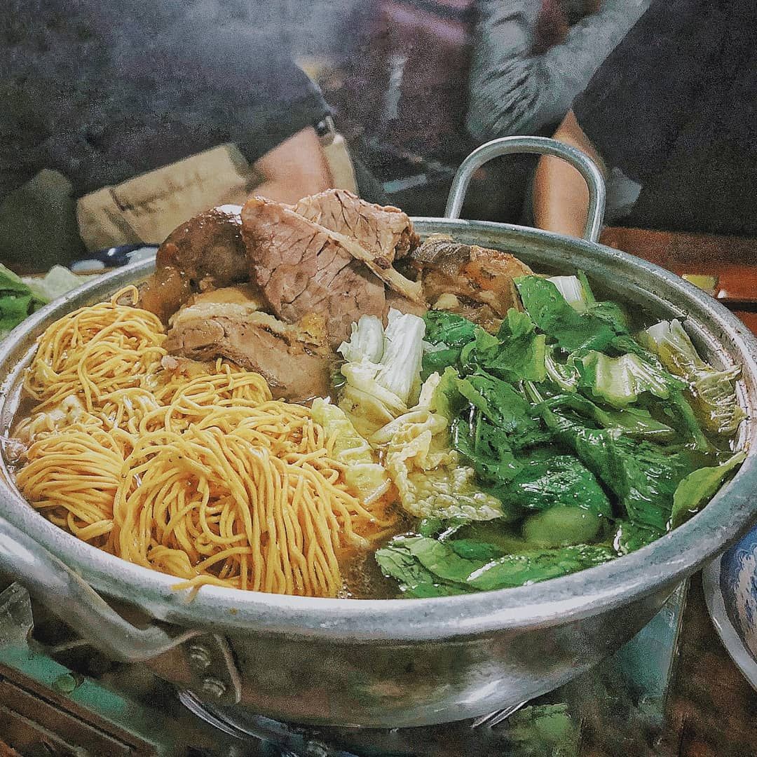 Lẩu bò. Hình: @1201.foodiz