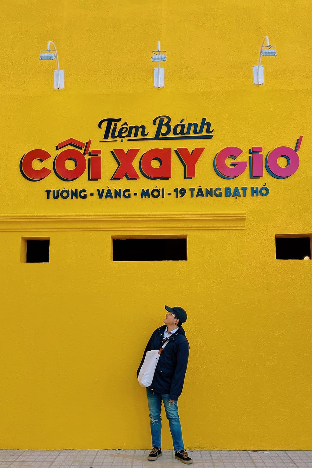 Bức tường mới thu hút nhiều du khách check-in. Ảnh: Trần Minh Trường